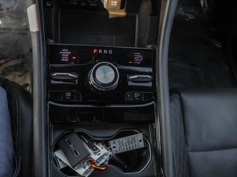 Used 2021 Jeep Grand Cherokee L Summit w/ Luxury Tech Group V image 23