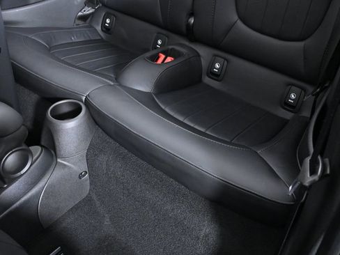 Certified 2024 MINI Cooper S image 32