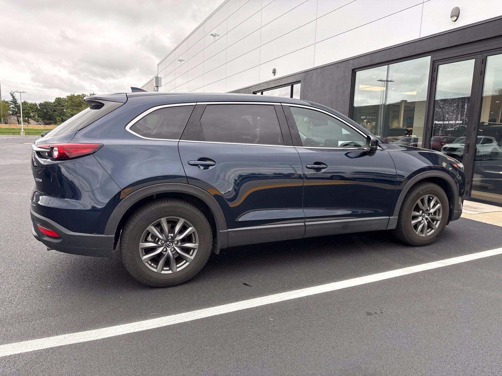 Used 2022 MAZDA CX-9 Touring AWD/4WD image 4