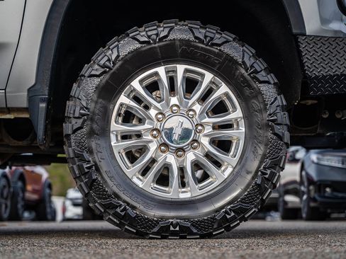 Used 2020 Chevrolet Silverado 3500 High Country w/ LPO, Dark Essentials Package image 9