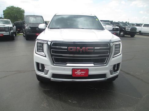 Used 2021 GMC Yukon SLT w/ SLT Premium Package RWD image 13