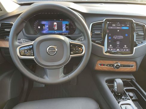 Certified 2025 Volvo XC90 T8 Plus w/ Protection Package Premier AWD/4WD image 14