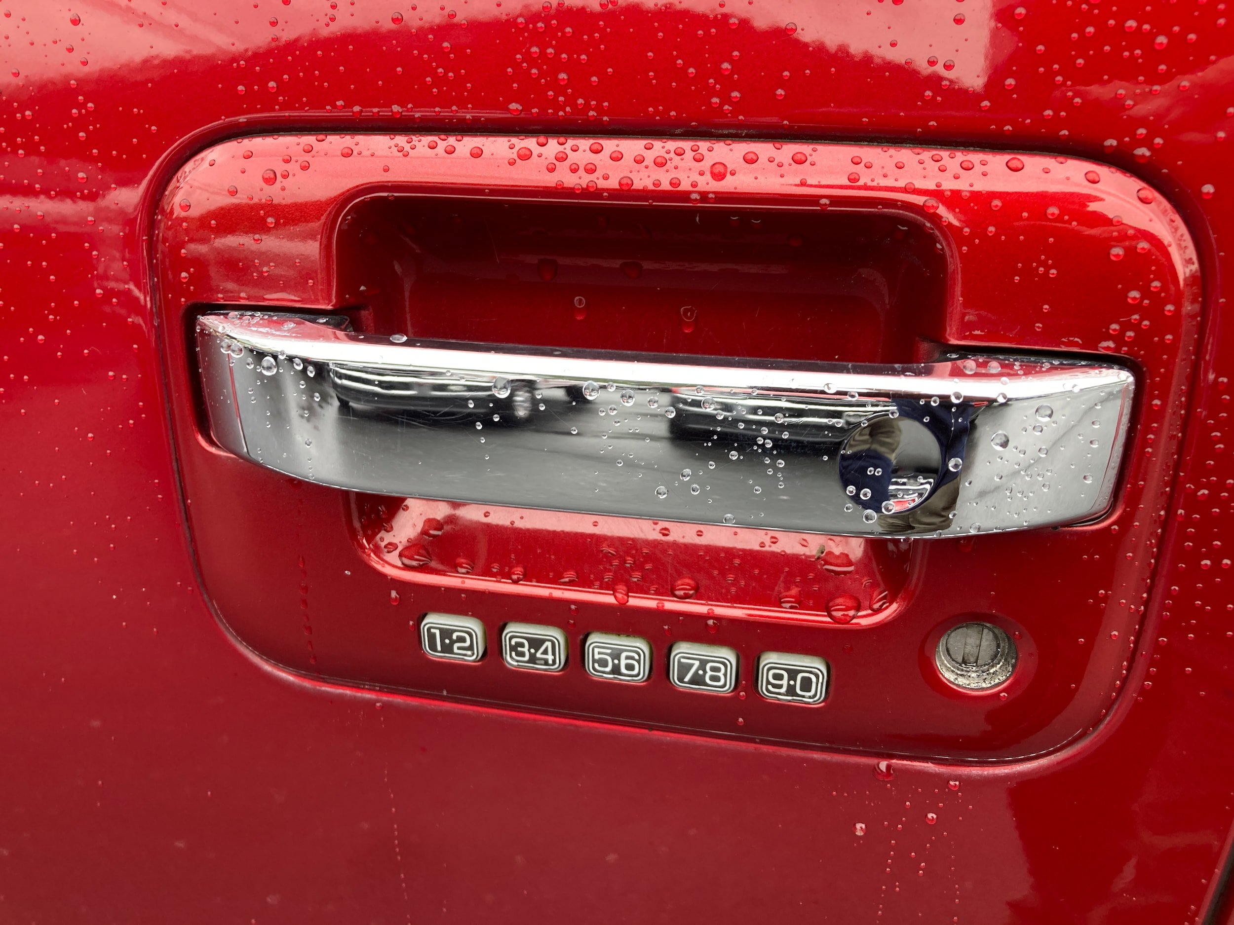 Used 2014 Ford F150 Lariat w/ Lariat Chrome Package AWD/4WD image 17