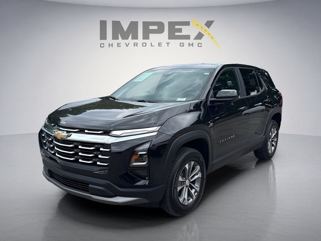 Used 2026 Chevrolet Equinox LT FWD image 1