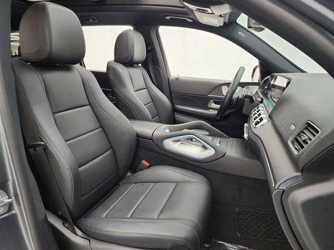 Used 2020 Mercedes-Benz GLS 450 4MATIC image 42