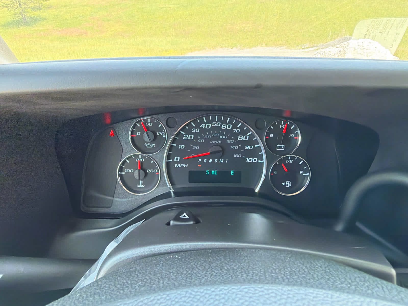 New 2025 Chevrolet Express 3500 w/ Driver Convenience Package RWD image 21