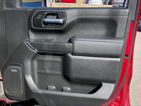 Used 2019 GMC Sierra 1500 AT4 w/ Off Road Performance Package image 22