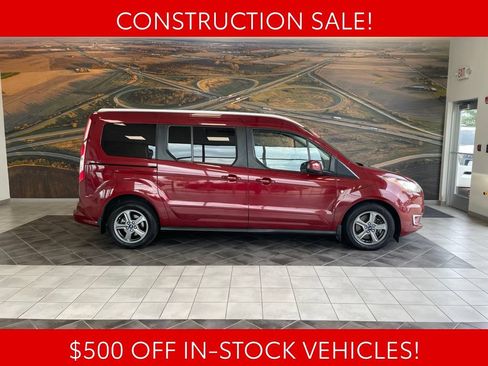 Used 2020 Ford Transit Connect Titanium FWD image 4