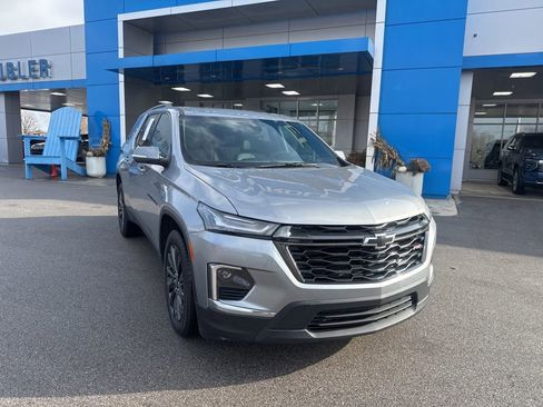 Used 2023 Chevrolet Traverse RS w/ LPO, Floor Liner Package image 24