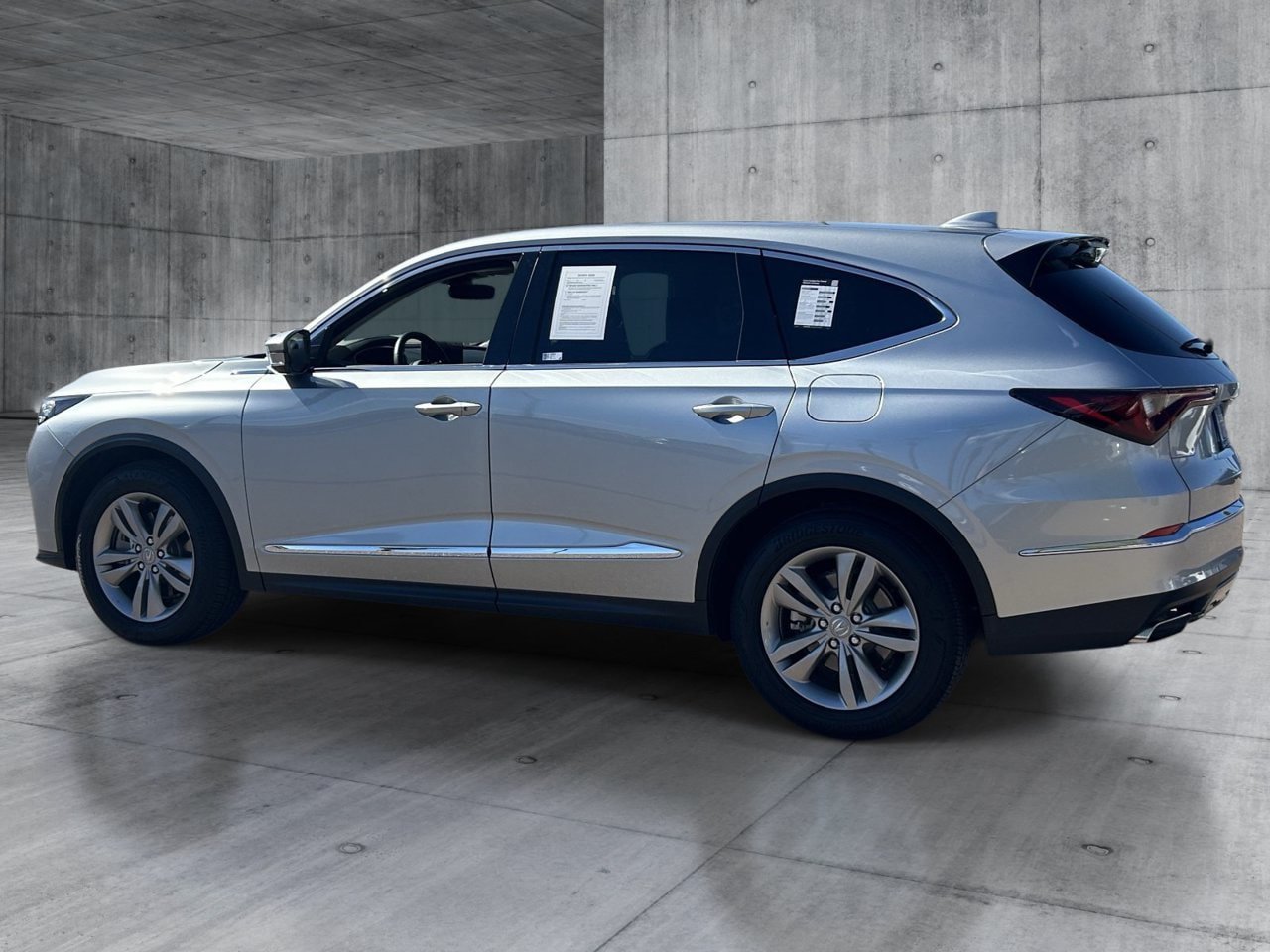 Certified 2026 Acura MDX FWD image 3