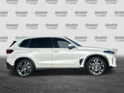 New 2026 BMW X5 xDrive40i w/ Climate Comfort Package AWD/4WD image 5