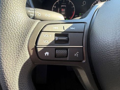 New 2026 Honda HR-V LX image 24