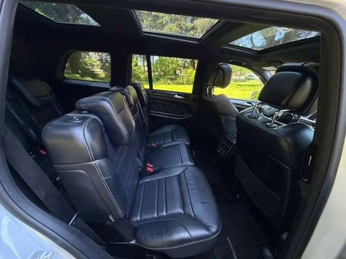 Used 2014 Mercedes-Benz GL 63 AMG 4MATIC image 12