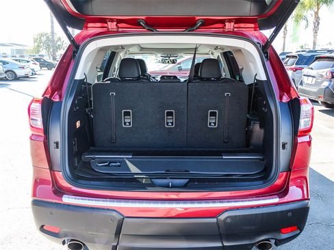 Used 2022 Subaru Ascent Limited w/ Technology Package image 27