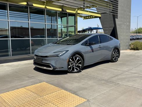 Used 2024 Toyota Prius Prime Premium image 1