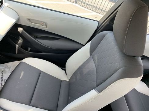 Used 2026 Toyota Corolla LE FWD image 29