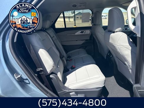 New 2025 Ford Explorer Active w/ Active Comfort Package image 19