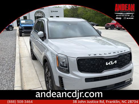 Used 2022 Kia Telluride SX w/ Nightfall Edition Package AWD/4WD image 1