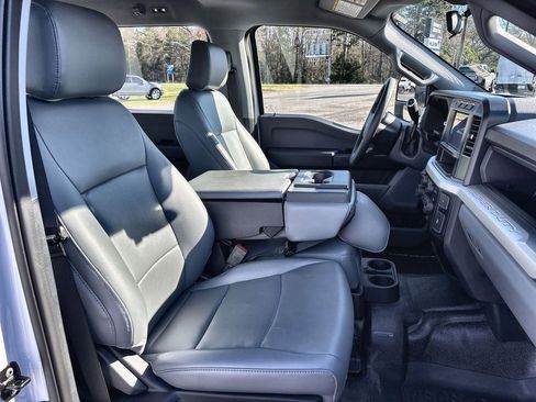 Used 2024 Ford F250 XL w/ XL Chrome Package image 23