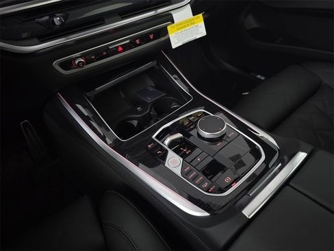New 2026 BMW X5 xDrive40i w/ M Sport Package image 25