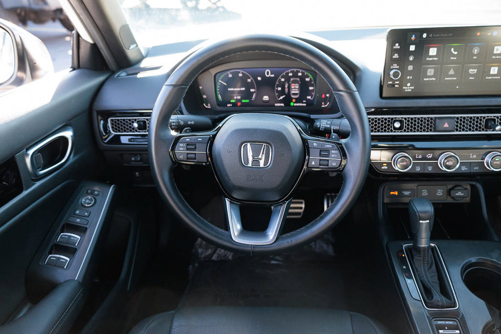 Used 2025 Honda Civic Sport Touring image 2