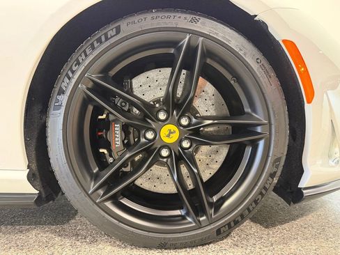 Used 2023 Ferrari 812 GTS RWD image 16