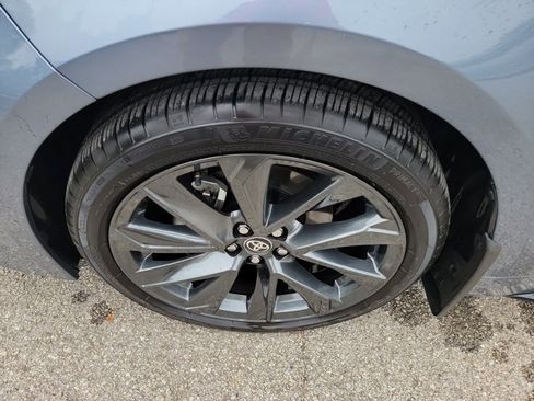 Used 2025 Toyota Corolla SE image 9