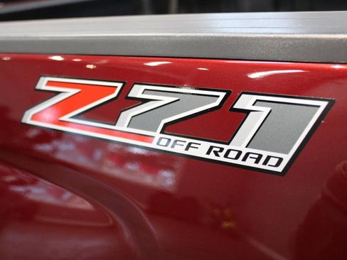 Used 2017 Chevrolet Silverado 1500 LT w/ All Star Edition image 13