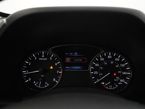 Used 2017 Nissan Pathfinder SL w/ SL Premium Package AWD/4WD image 31