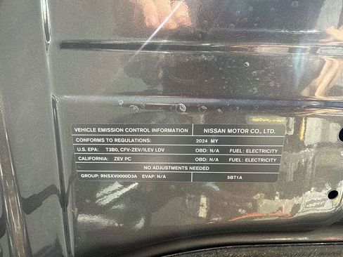 Used 2024 Nissan Ariya AWD image 33