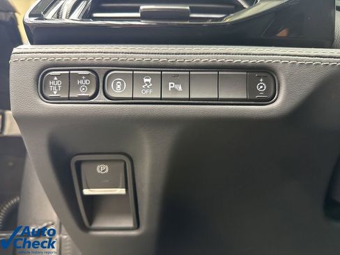 Used 2023 Acura MDX SH-AWD w/ Advance Package image 27