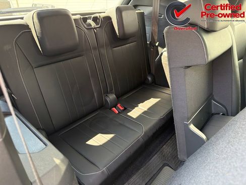 Used 2022 Volkswagen Tiguan SE R-Line FWD image 28