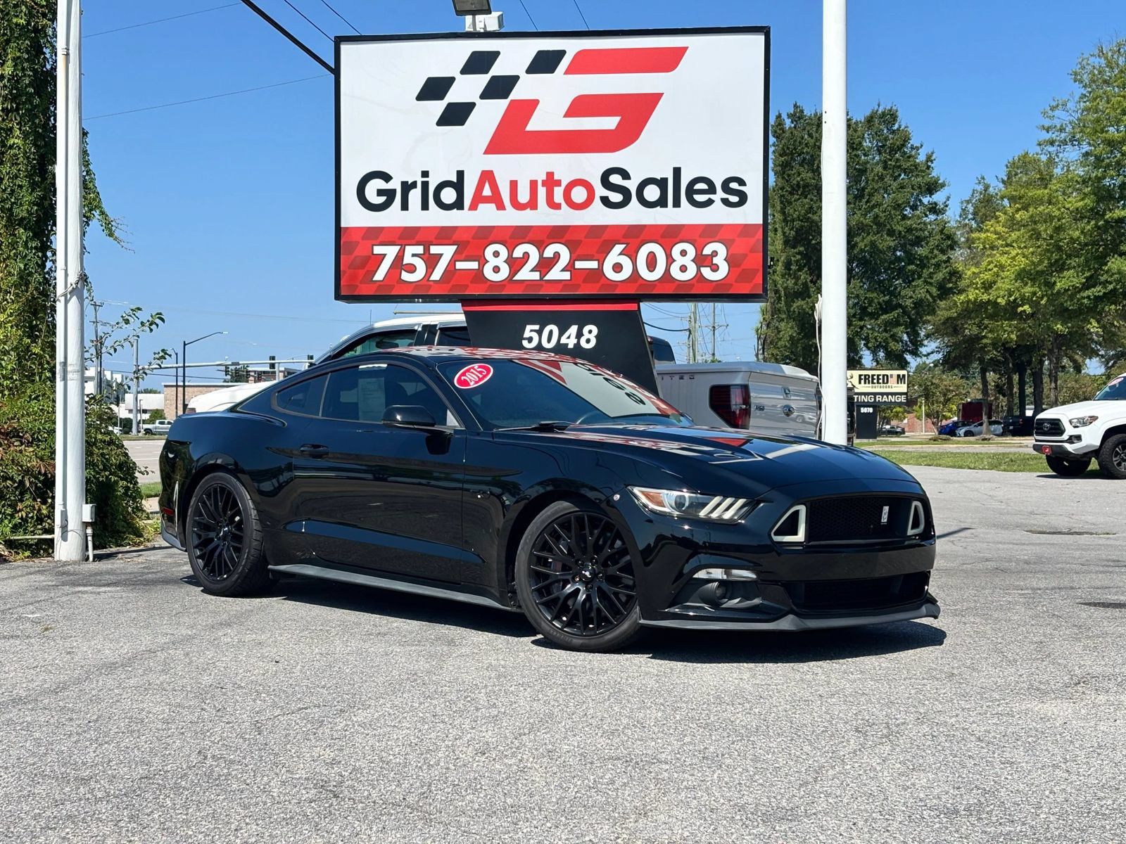 Used 2015 Ford Mustang GT Premium w/ GT Performance Package RWD image 1