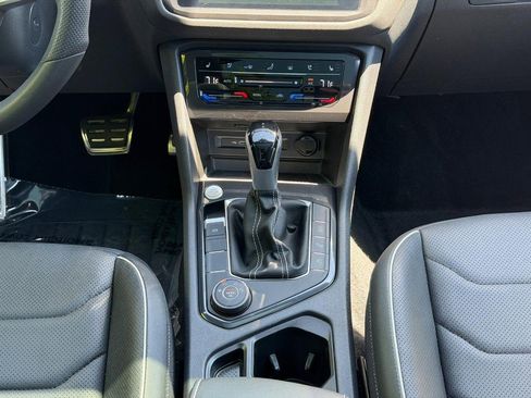Used 2024 Volkswagen Tiguan SEL R-Line AWD/4WD image 14