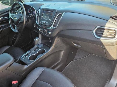 Used 2020 Chevrolet Equinox LT w/ Sport Edition image 21