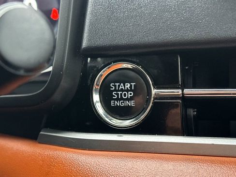 Used 2023 Mitsubishi Outlander SEL image 26