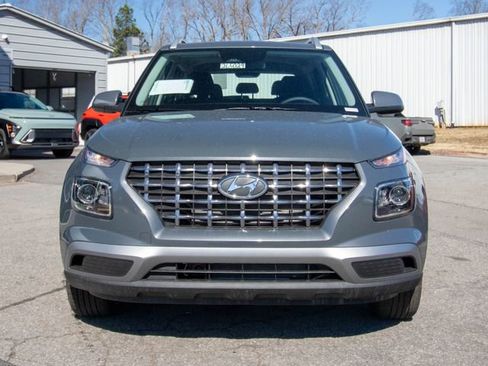 Certified 2026 Hyundai Venue SEL FWD image 3