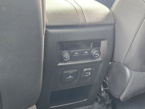 Certified 2022 Chevrolet Traverse RS w/ LPO, Floor Liner Package image 18