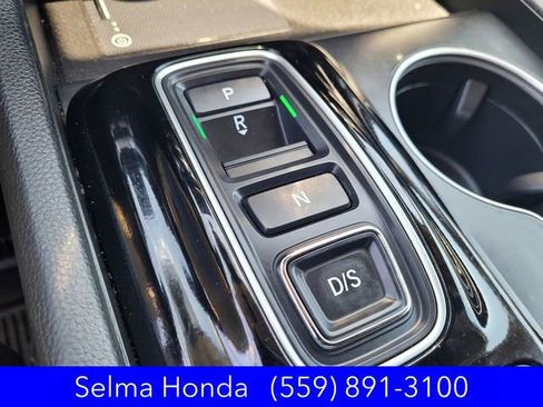 Certified 2025 Honda Pilot Touring image 24