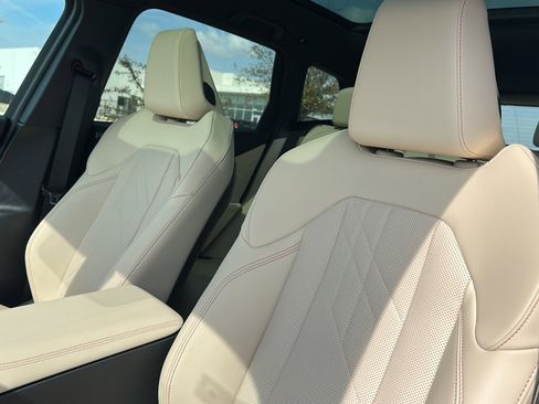 New 2026 BMW X3 xDrive30 w/ Premium Package image 11