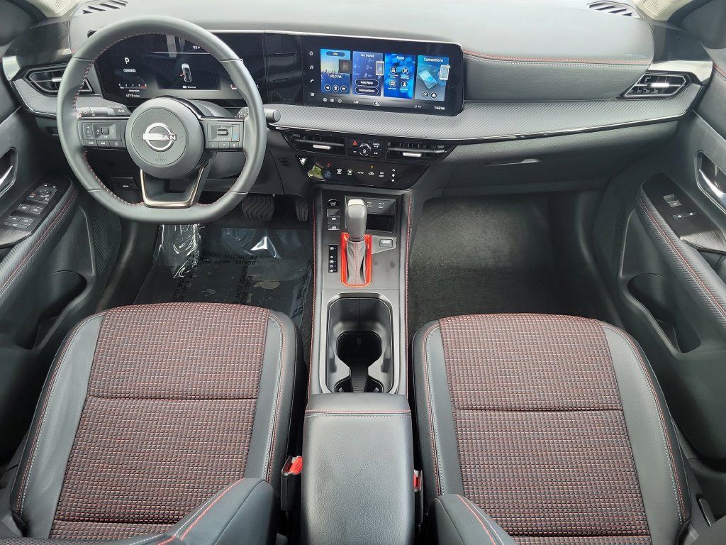 Certified 2026 Nissan Kicks SR FWD image 22