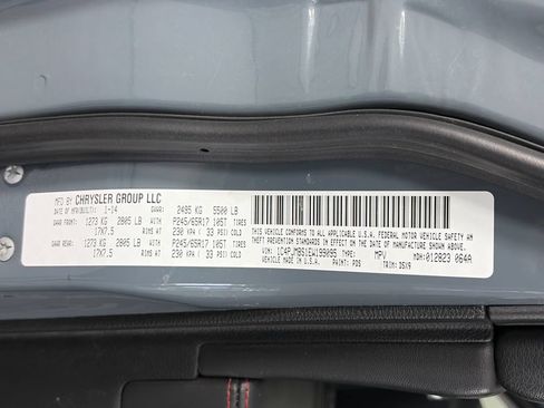 Used 2014 Jeep Cherokee Trailhawk w/ Cold Weather Group AWD/4WD image 9