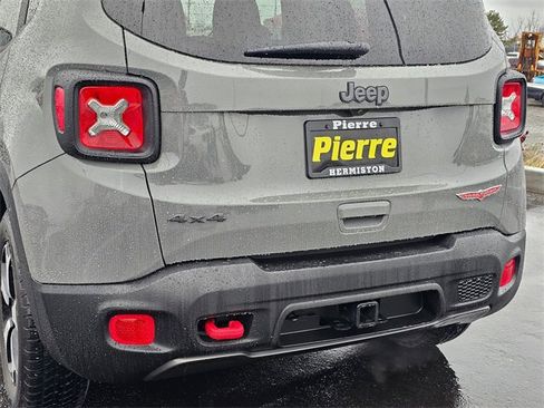 Used 2021 Jeep Renegade Trailhawk w/ Trailer Tow Group image 7