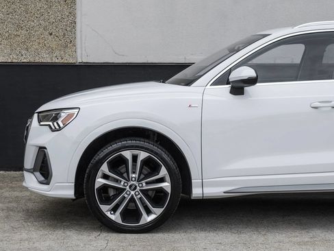 Used 2020 Audi Q3 2.0T Premium Plus w/ Premium Plus Package AWD/4WD image 15