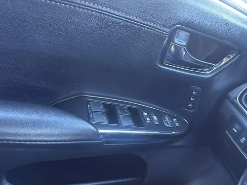 Used 2014 Toyota Avalon Limited w/ Technology Package image 21