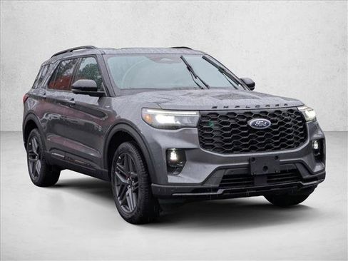 New 2025 Ford Explorer ST-Line w/ Premium Package image 6