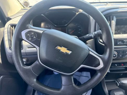 Used 2021 Chevrolet Colorado W/T w/ WT Convenience Package RWD image 12