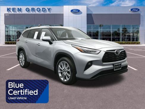 Used 2022 Toyota Highlander Limited AWD/4WD image 1