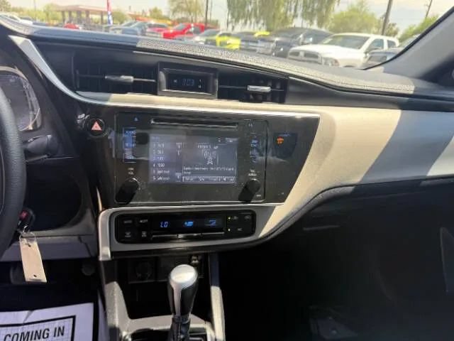 Used 2019 Toyota Corolla LE w/ Carpet Mat Package (TMS) FWD image 14
