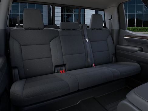 New 2026 GMC Sierra 1500 SLE w/ Preferred Package RWD image 17